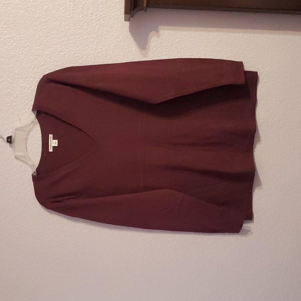 NWT Amazon Essentials Women's V-Neck Burgundy Cotton Plus Sweater 1X - Picture 3 of 6